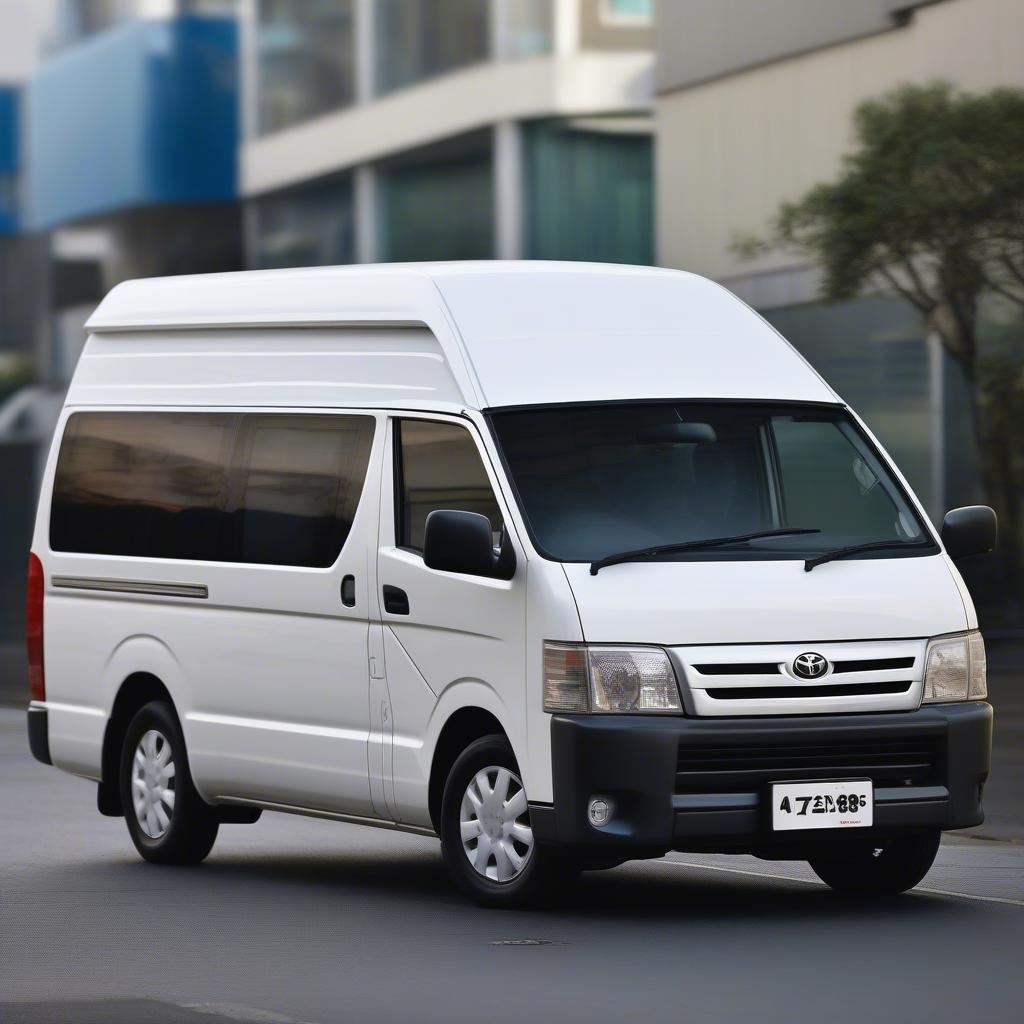 Toyota Hiace 2008 Ngoại Thất