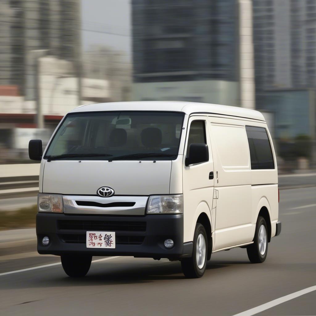 Vận hành Toyota Hiace 2010