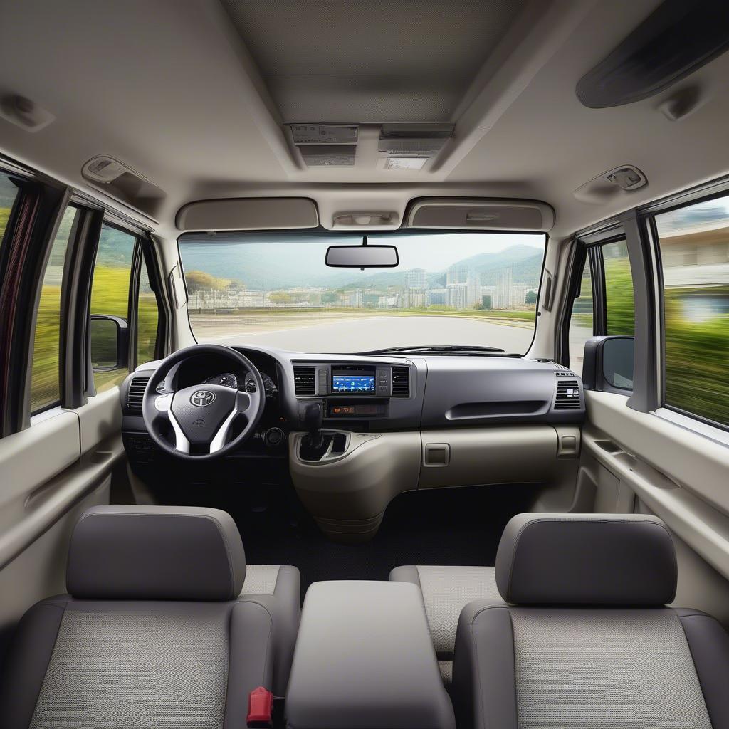 Nội thất Toyota Hiace 2019 rộng rãi và tiện nghi