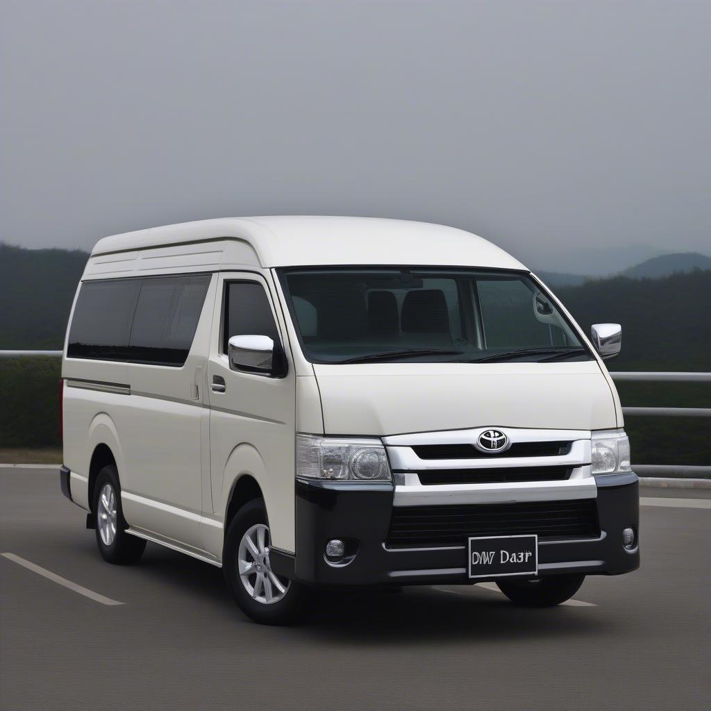 Ngoại thất đẳng cấp của Toyota Hiace DCar Limited 2013